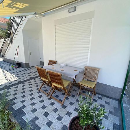 Apartmani Roko Drvenik (Split-Dalmatia) Exterior foto