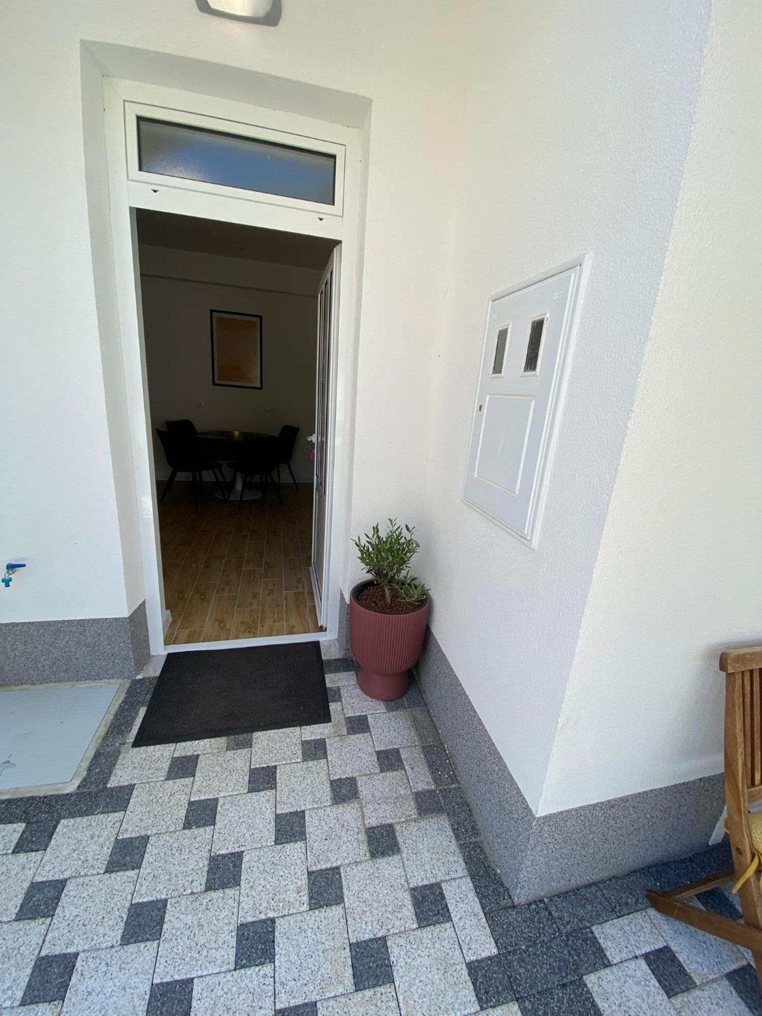 Apartmani Roko Drvenik (Split-Dalmatia) Exterior foto
