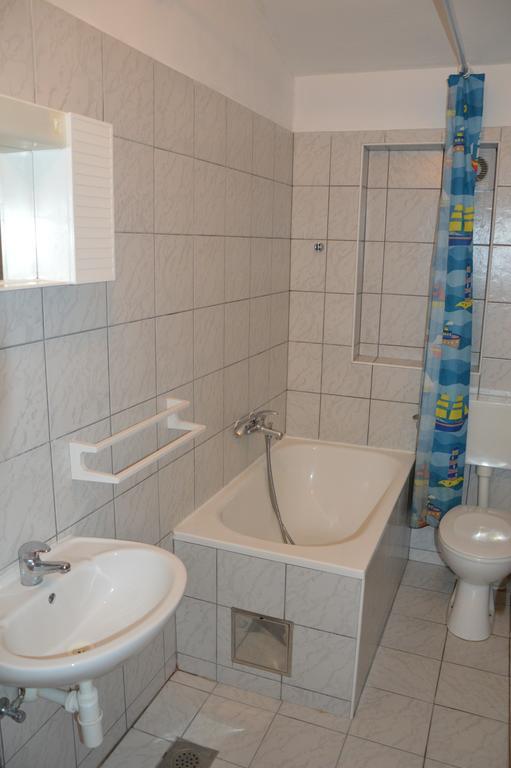 Apartmani Roko Drvenik (Split-Dalmatia) Exterior foto