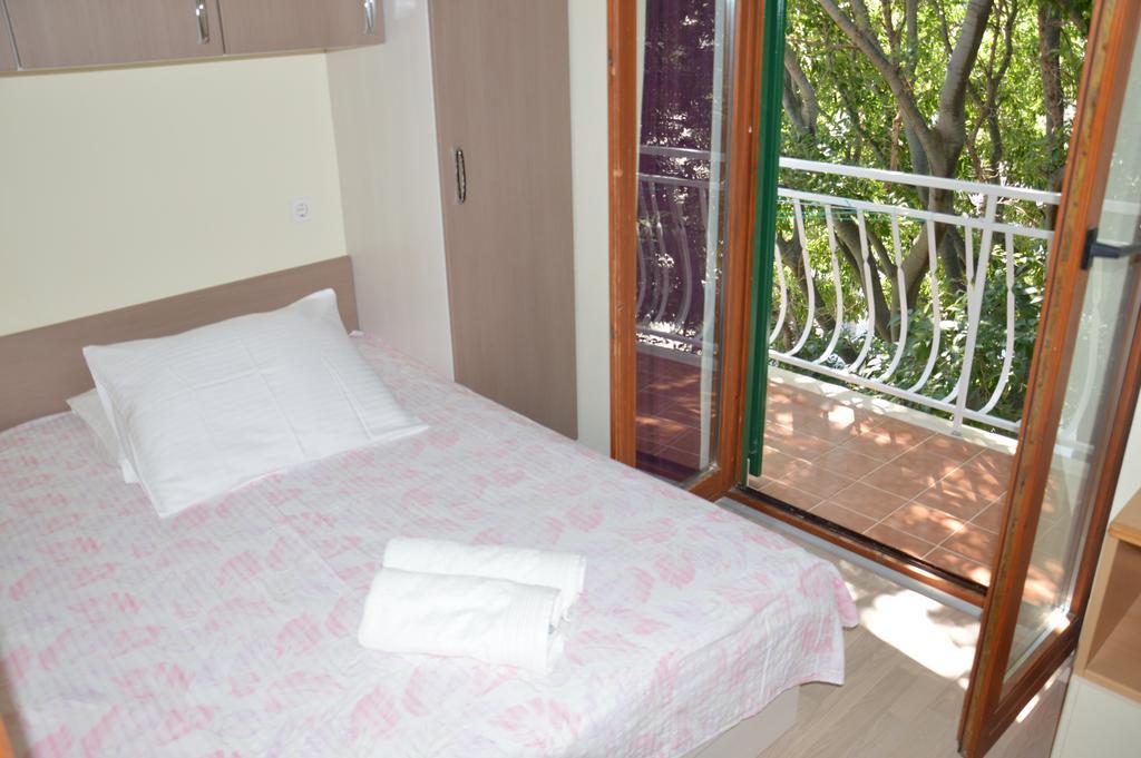 Apartmani Roko Drvenik (Split-Dalmatia) Exterior foto