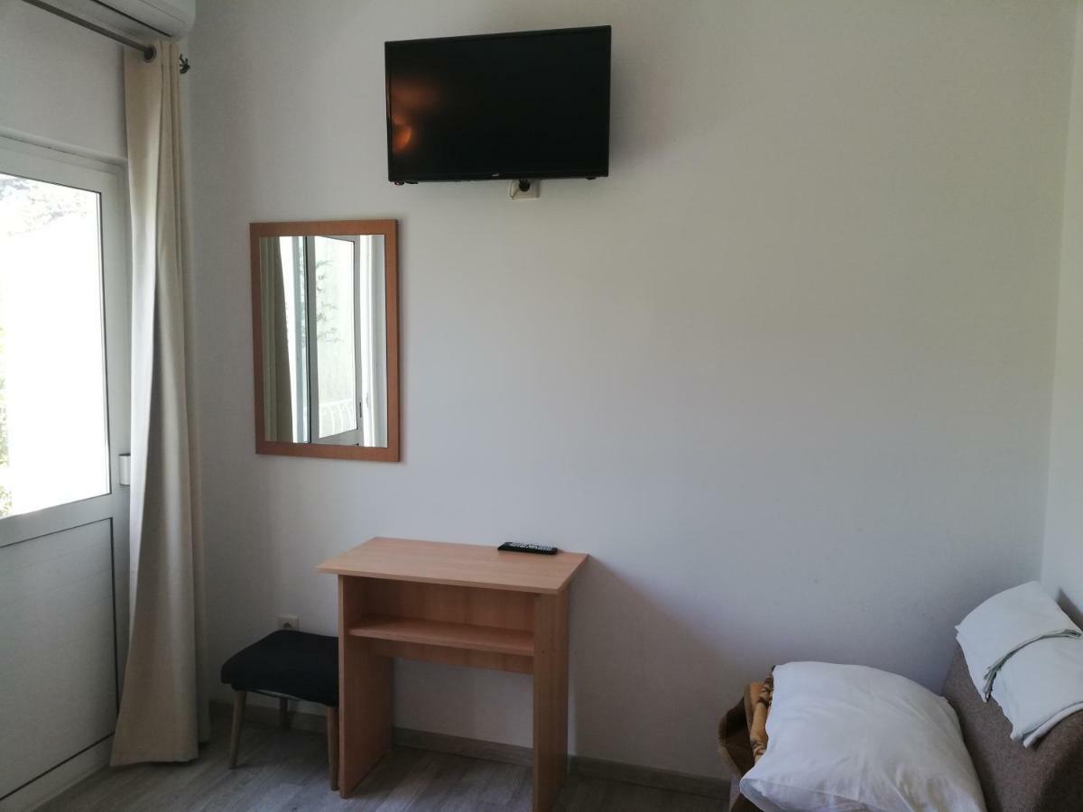 Apartmani Roko Drvenik (Split-Dalmatia) Exterior foto