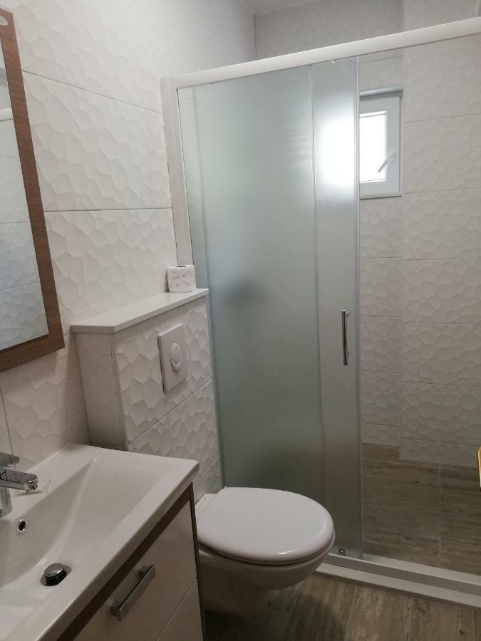 Apartmani Roko Drvenik (Split-Dalmatia) Exterior foto