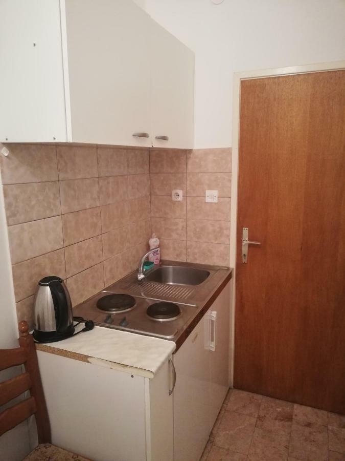 Apartmani Roko Drvenik (Split-Dalmatia) Exterior foto